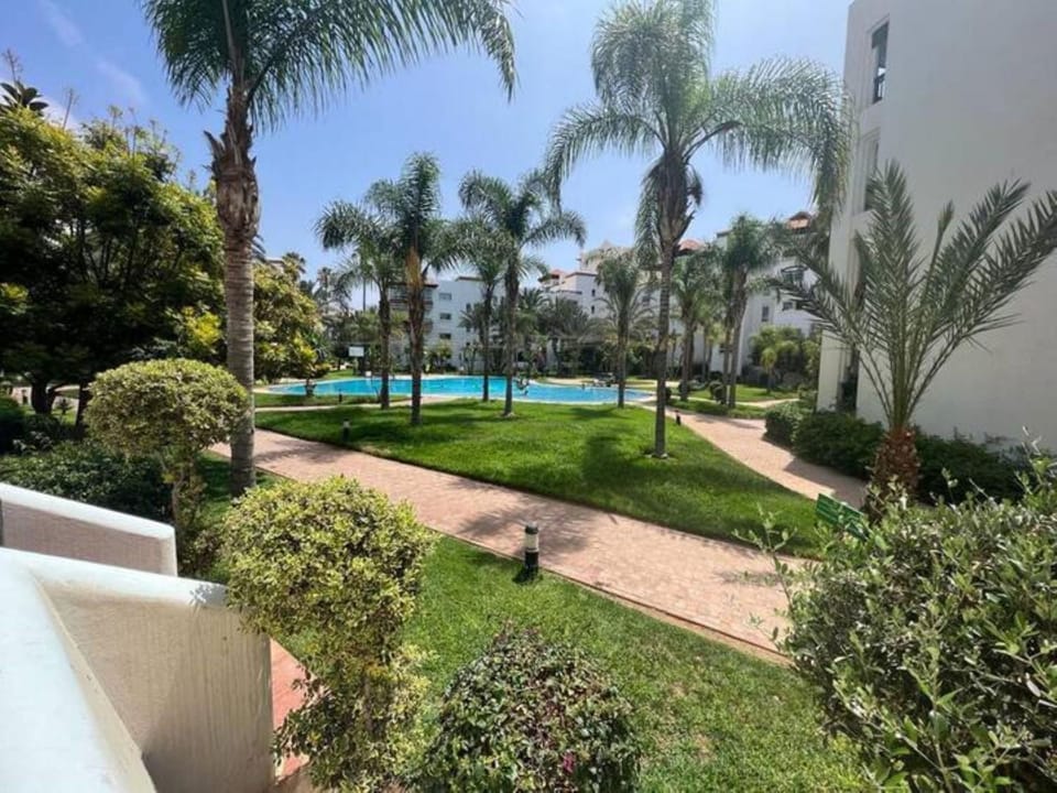 Garden, Swimming pool