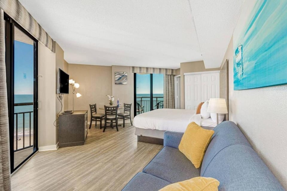 Beach Getaway Oceanfront, Dogs OK! 826 Apartment in Myrtle Beach