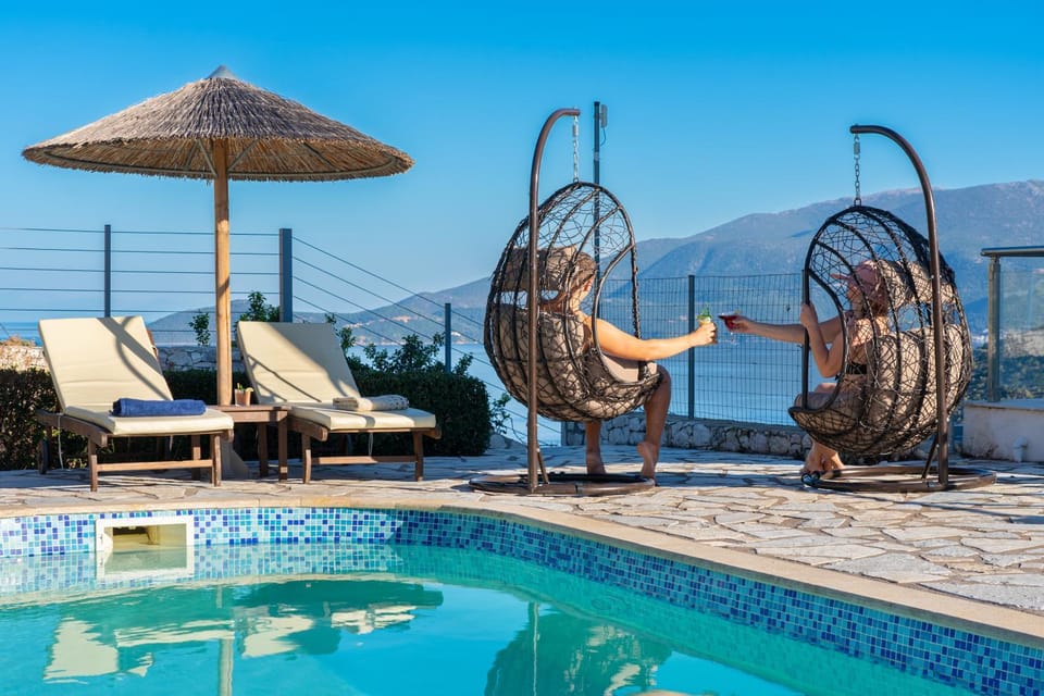 Day, Natural landscape, Mountain view, Pool view, Swimming pool, sunbed