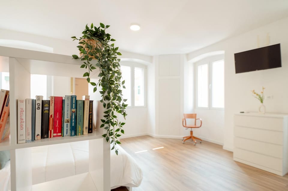 TV and multimedia, Seating area, Evening entertainment