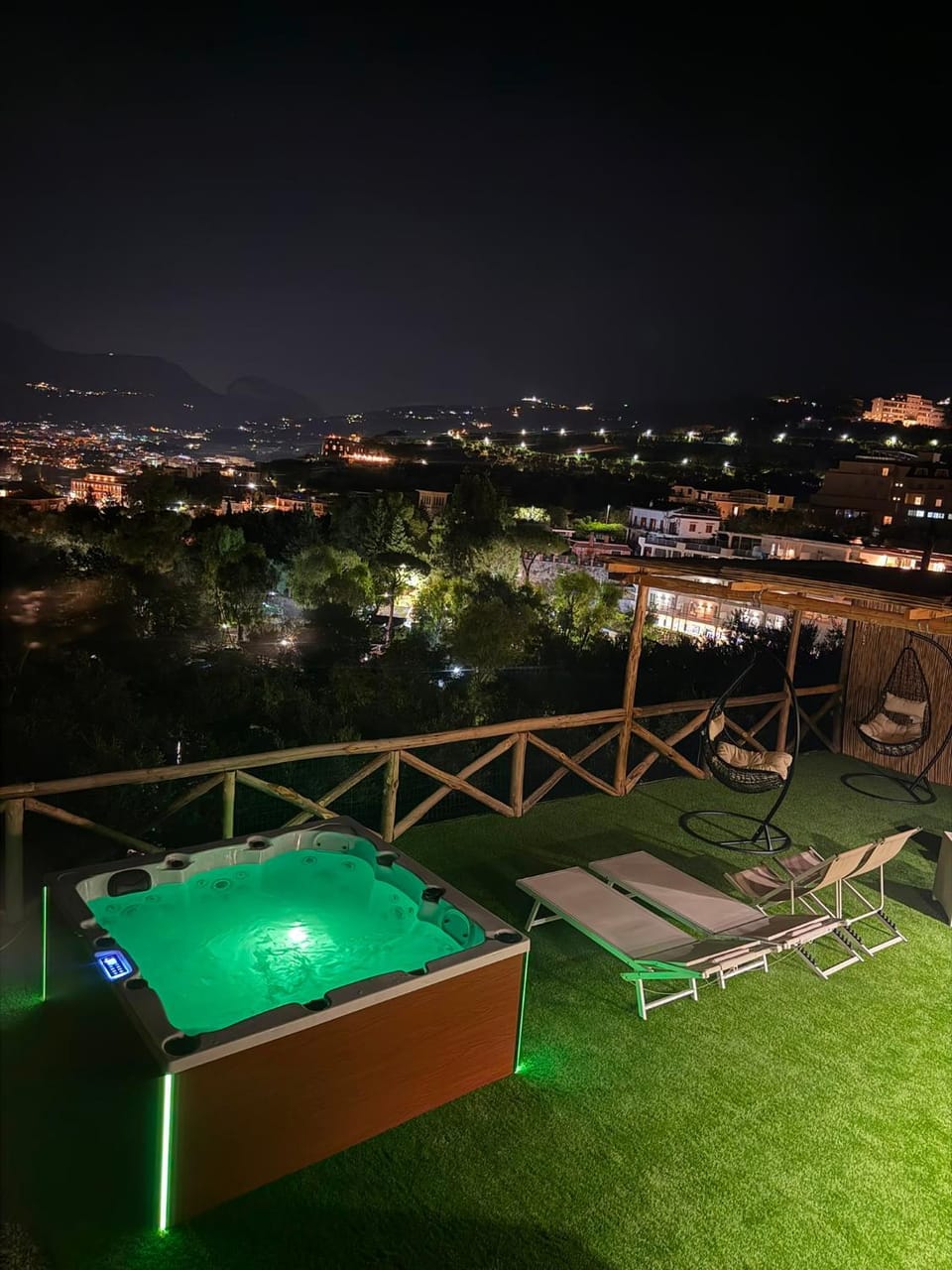 Hot Tub, Open Air Bath