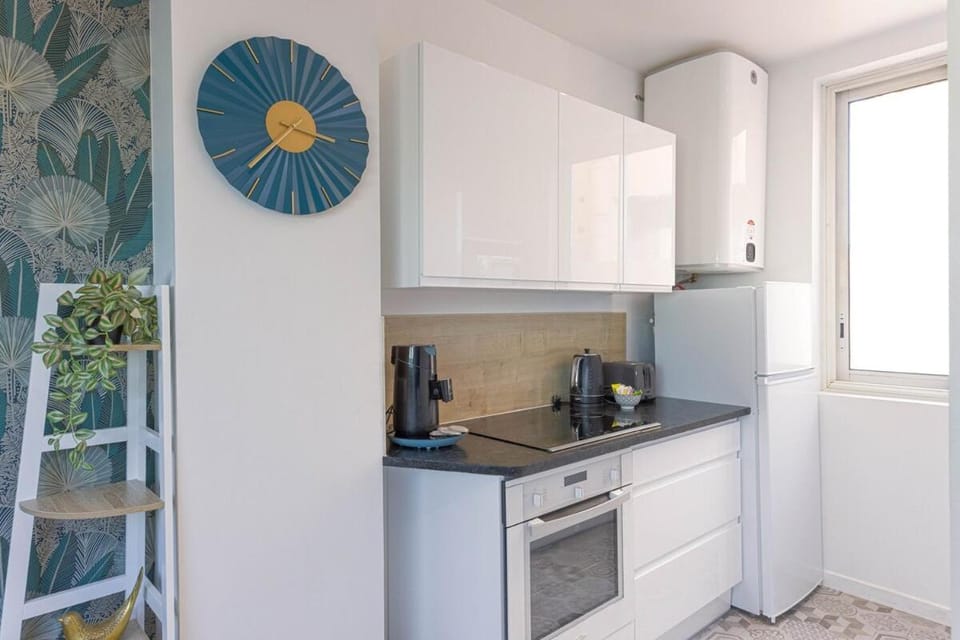 Bulle d'Azur - 10mn from Palais&Beaches, air conditioning, center Apartment in Cannes
