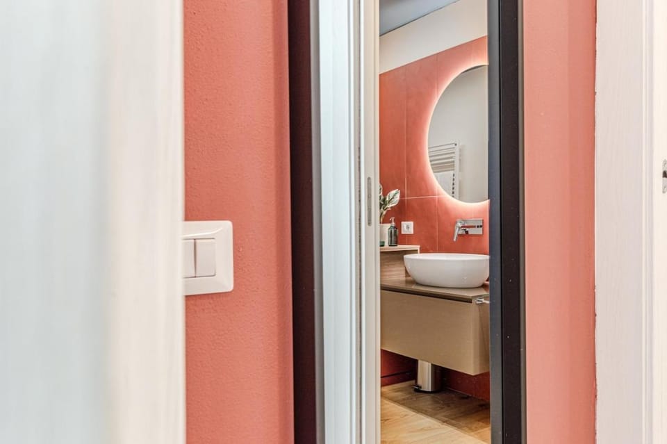 Nuovo appartamento con posto auto privato a 5 min a piedi dal centro Apartment in Siena