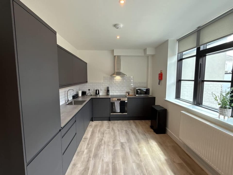Kitchen or kitchenette, dishwasher, pet friendly, stove, toaster