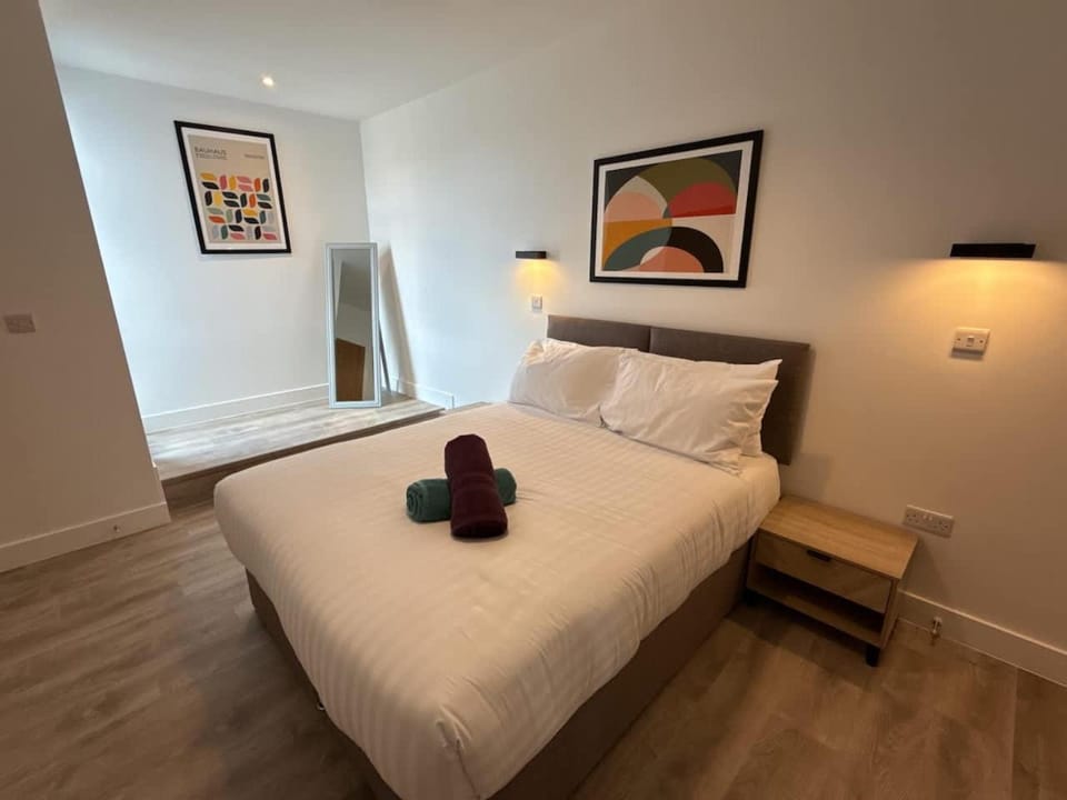 Bed, Bedroom