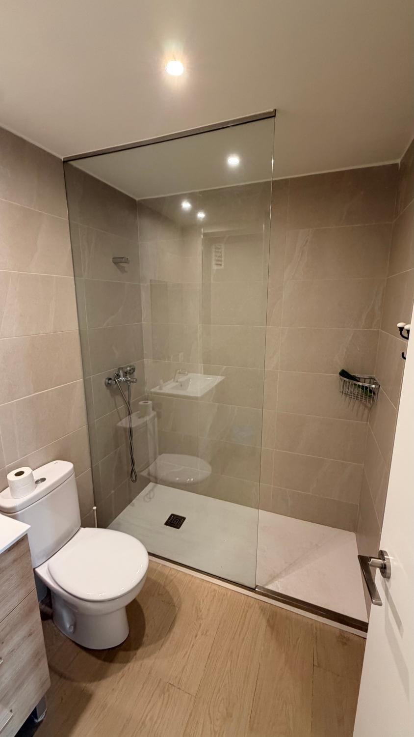 Shower, Toilet, Bathroom