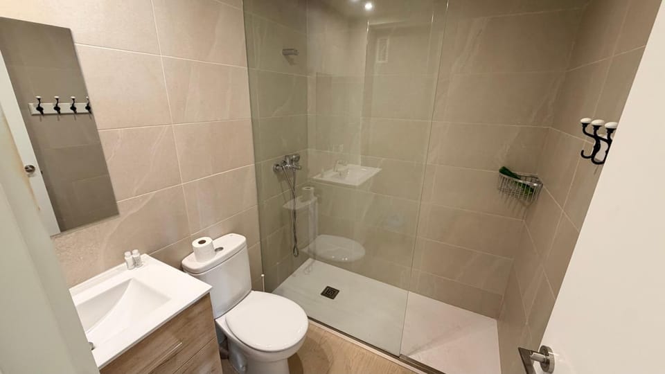 Shower, Toilet, Bathroom