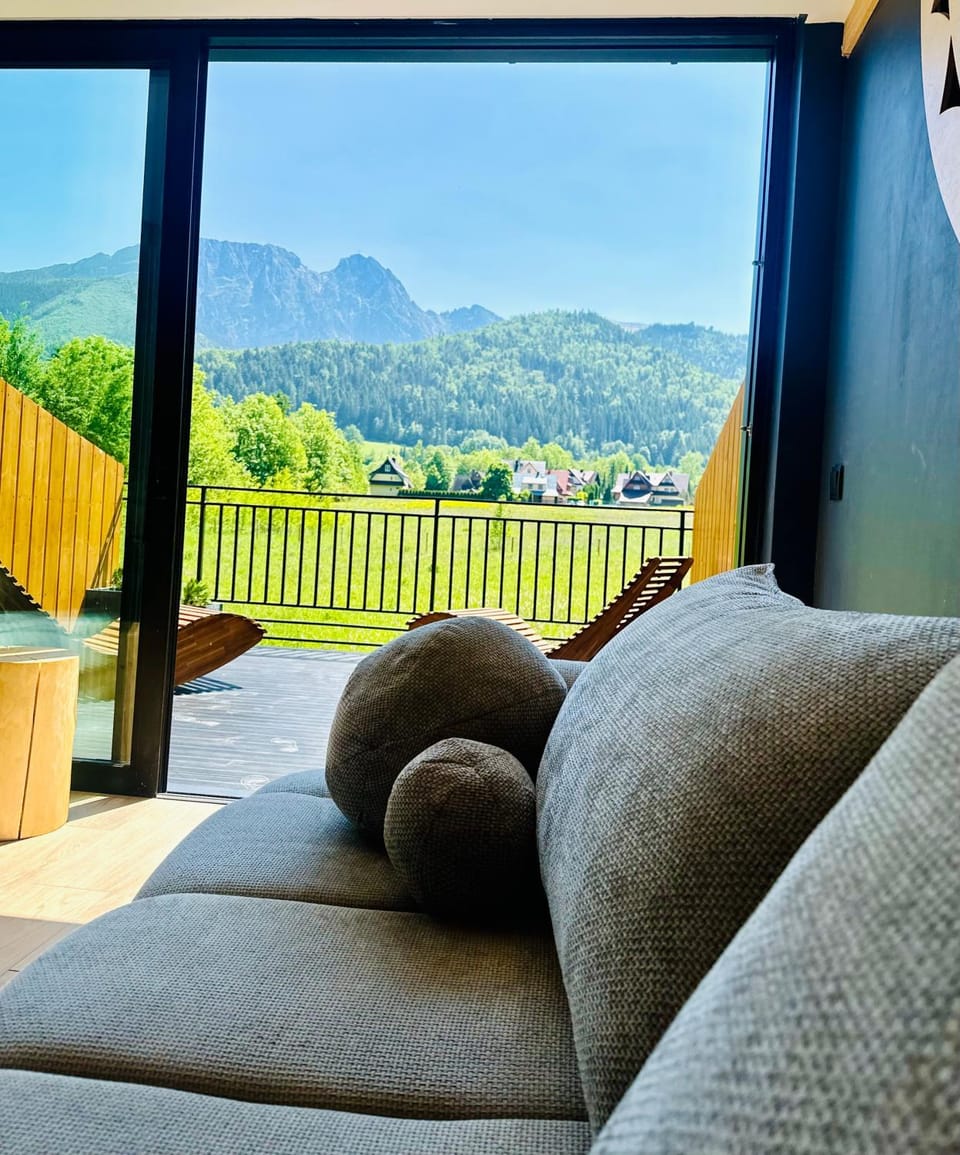 Apartament Pod Tatrami - Under the Tatras Apartment in Zakopane