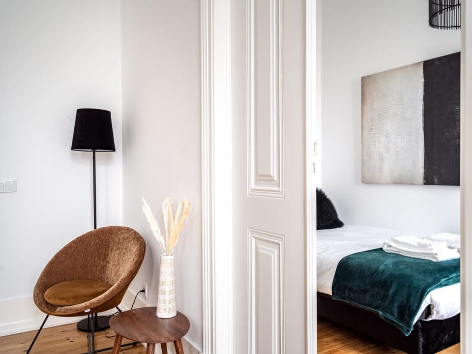 Seating area, Bedroom