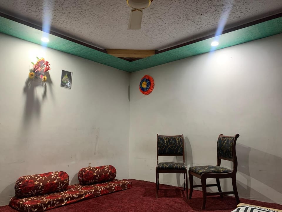 Pakiza guesthouse Bed and Breakfast in Pakistan