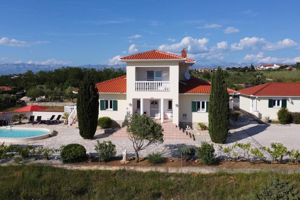 Mediterrane Villa Natalia Villa in Lika-Senj County