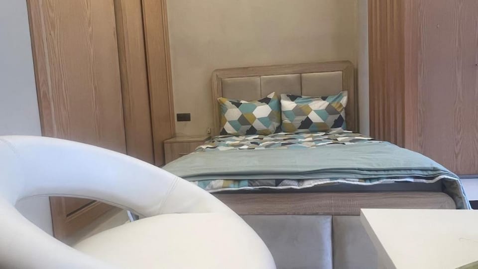 Bed, Photo of the whole room, Bedroom, wardrobe