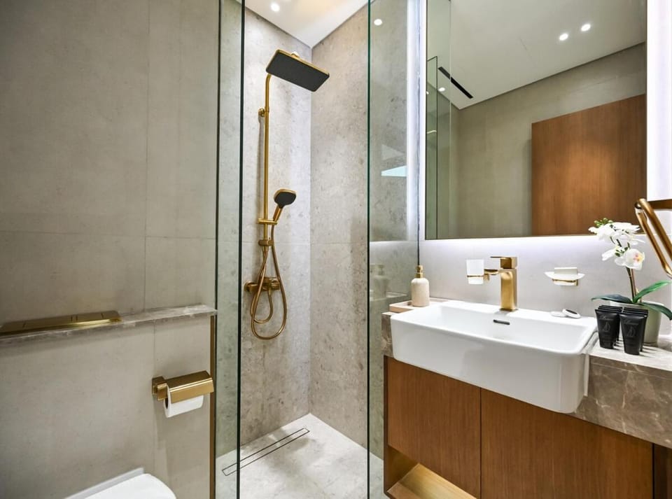 Stunning 2BDR Luxury Private Pool and Terrace Apartment in Dubai