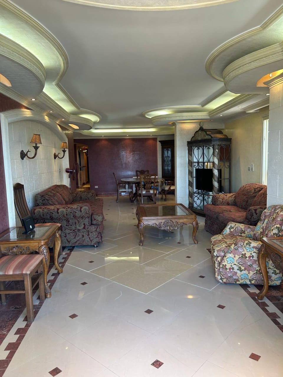 Living room, Seating area