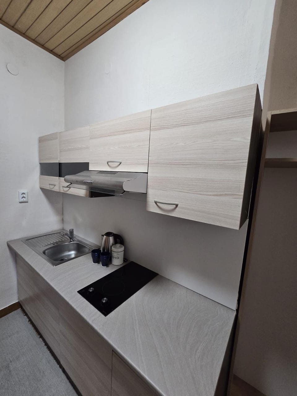 Kitchen or kitchenette, stove