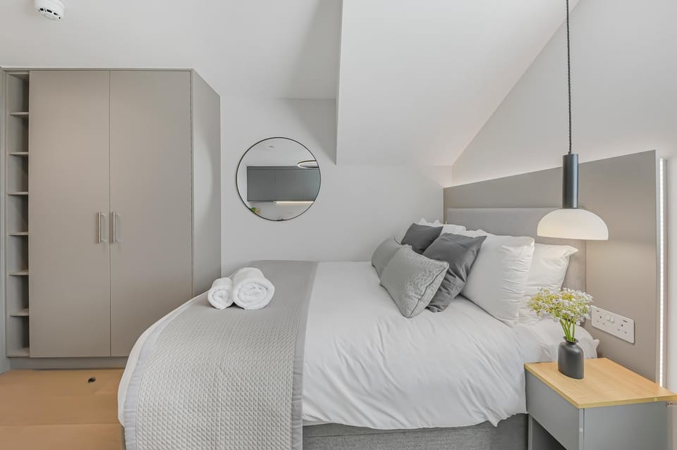 Bed, Bedroom, wardrobe