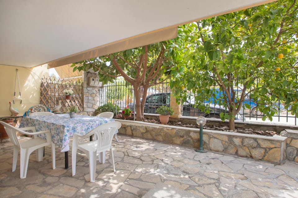 My Sunflower Apartment in Halkidiki