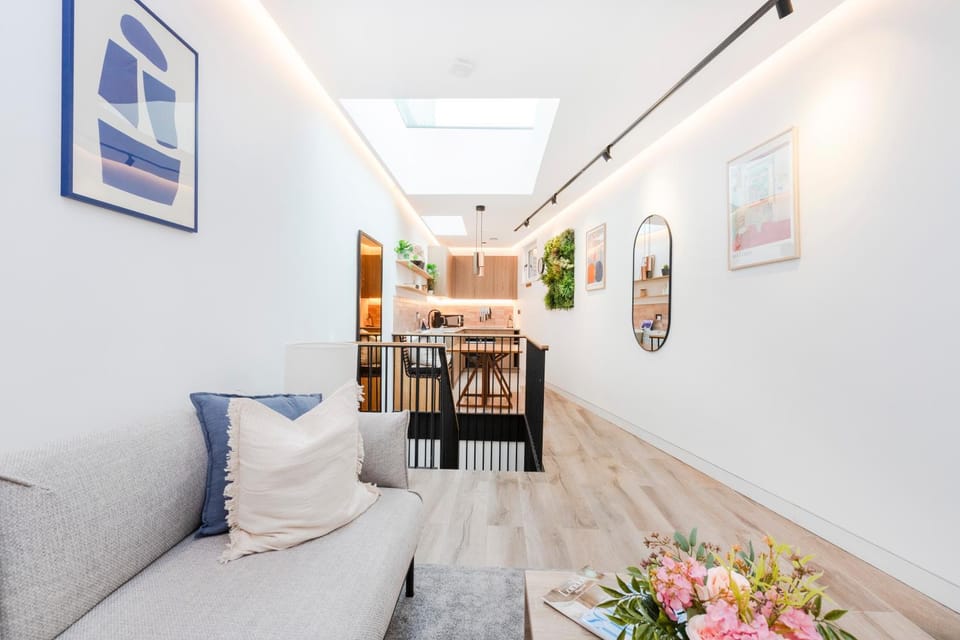 Modern 1 bed House in Kensington High St Apartment in City of Westminster