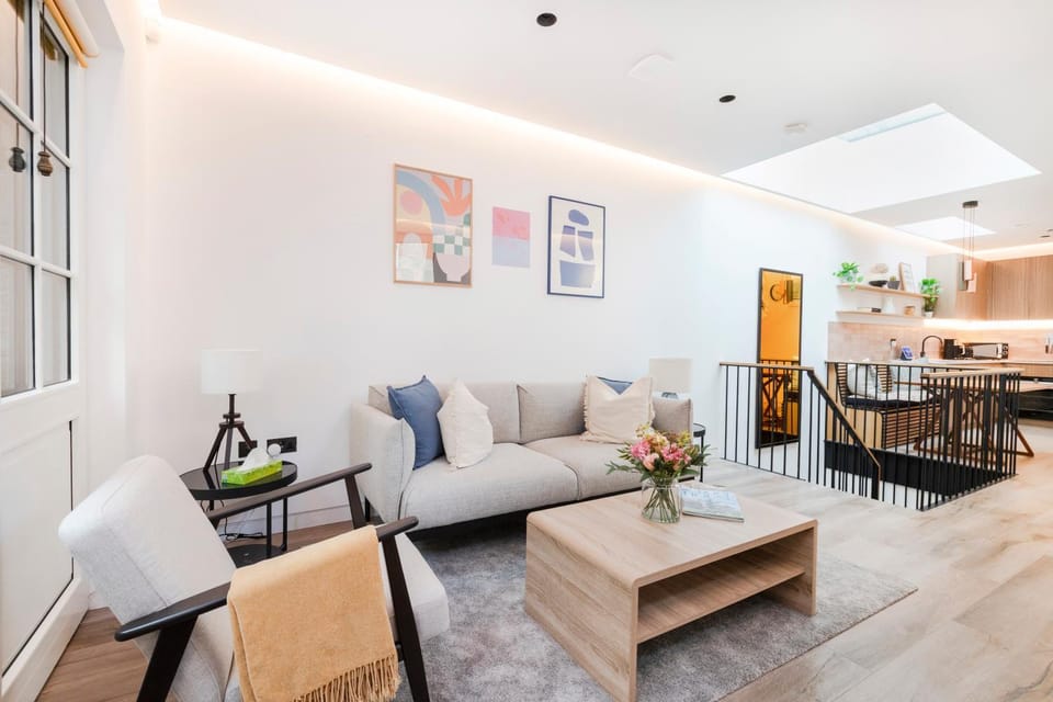 Modern 1 bed House in Kensington High St Apartment in City of Westminster
