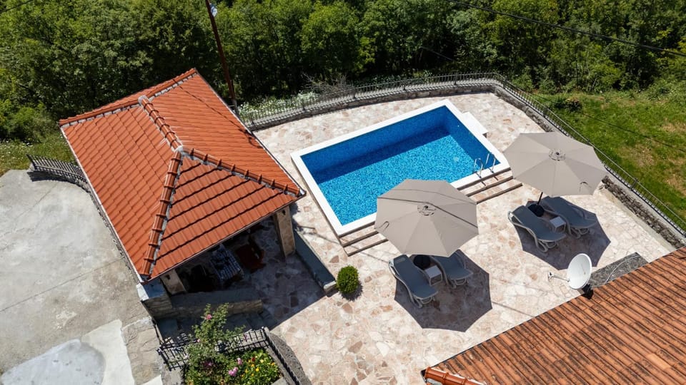 Wild silence - Skadar Lake Villa in Podgorica Municipality, Montenegro