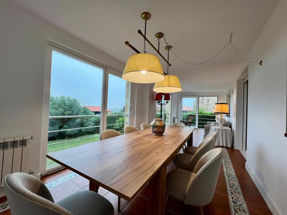 Stylish Host Cantabria- Villa Merón House in Western coast of Cantabria