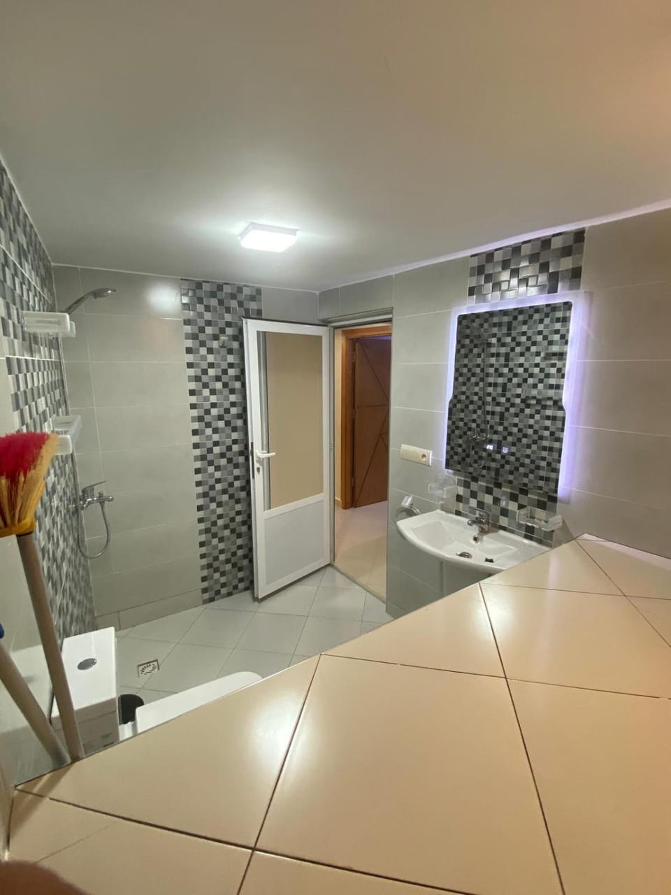 Shower, Bathroom