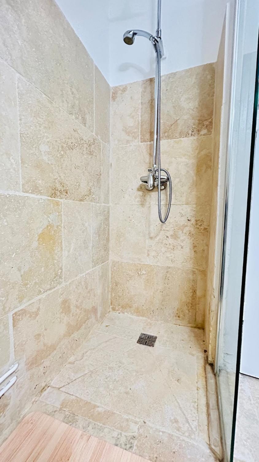 Studio Chanzy lumineux cozy avec terrasse Narbonne Apartment in Narbonne