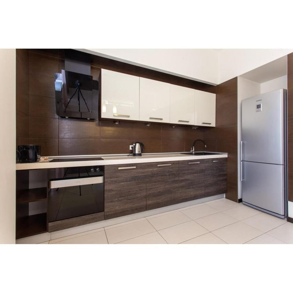 Kitchen or kitchenette, oven, stove