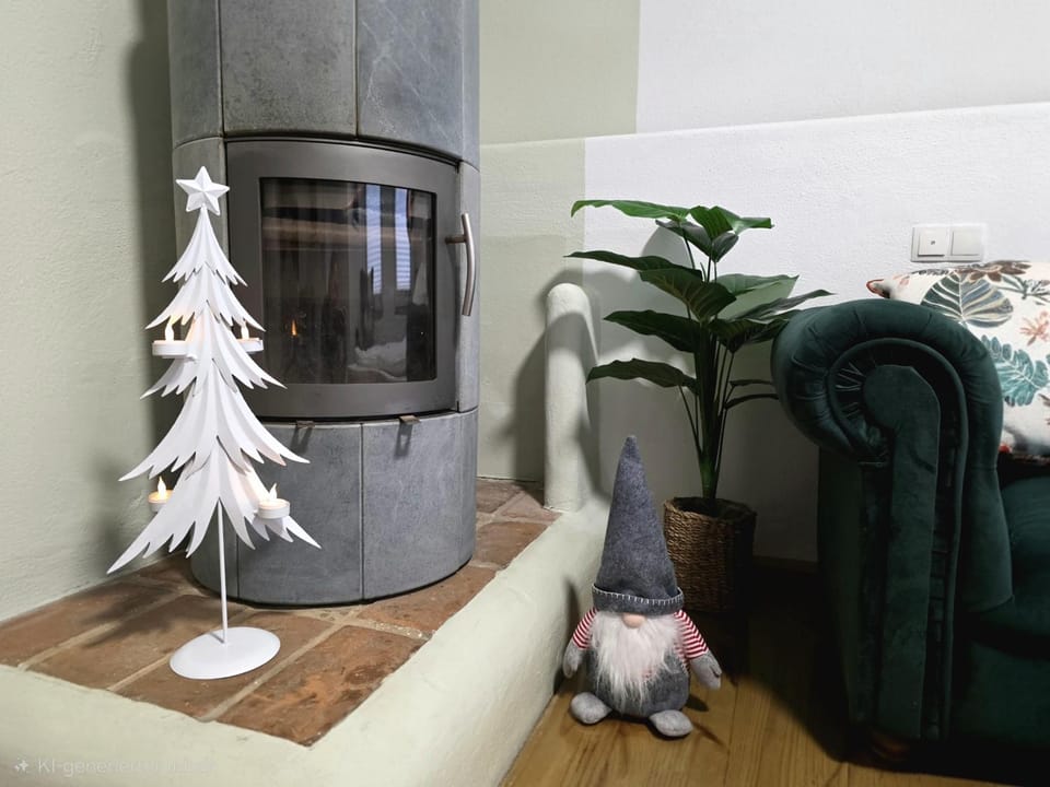 Living room, fireplace