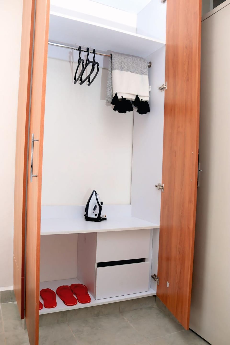 wardrobe