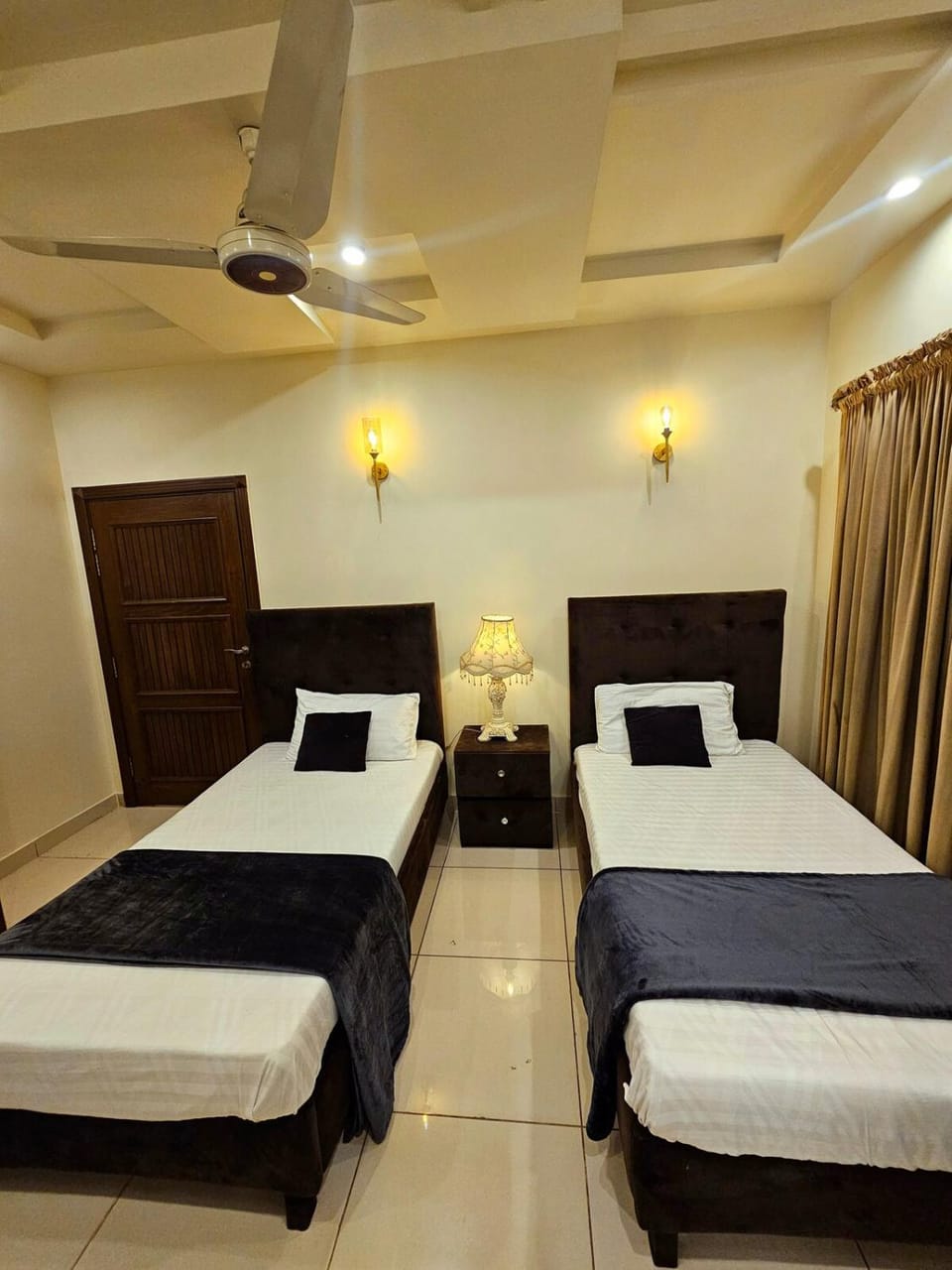 Serenity Suite 2 BHK LHR Apartment in Lahore