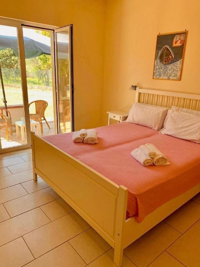 Glicine House Apartment in Campania