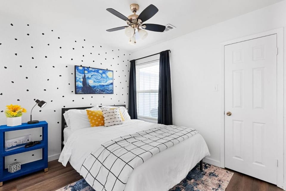 Cedar Park 4BR HotTub PingPong House in Cedar Park