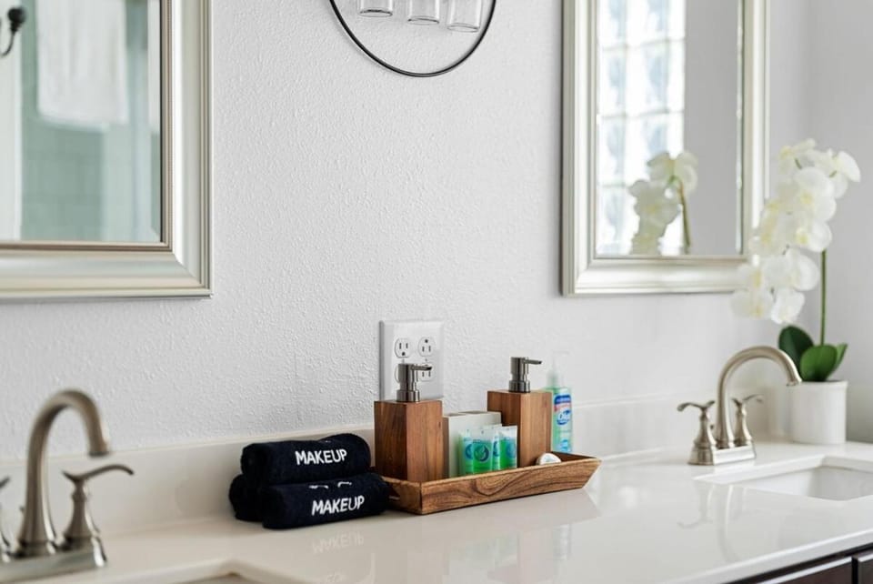 Cedar Park 4BR HotTub PingPong House in Cedar Park