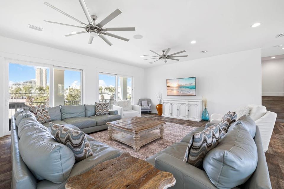 Atlantis by Travel Life Vacations House in Miramar Beach