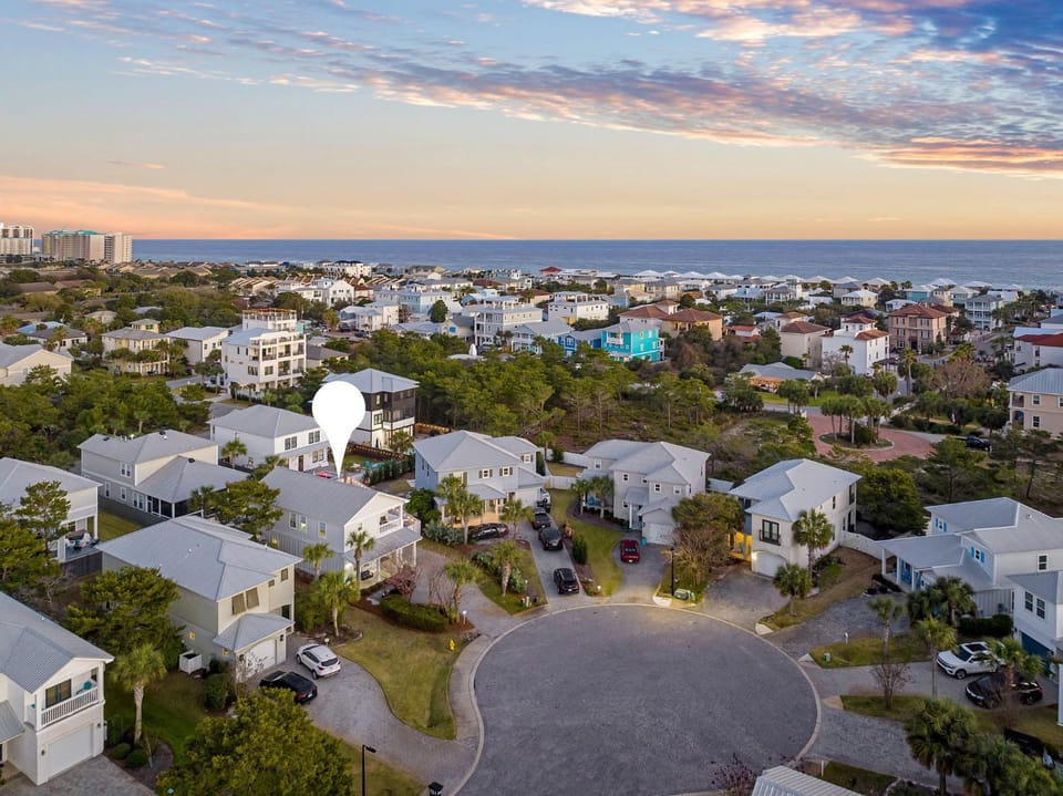 Coastal Empress by Travel Life Vacations House in Miramar Beach