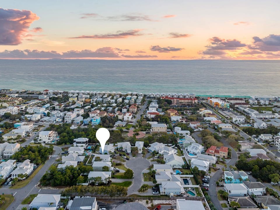 Coastal Empress by Travel Life Vacations House in Miramar Beach