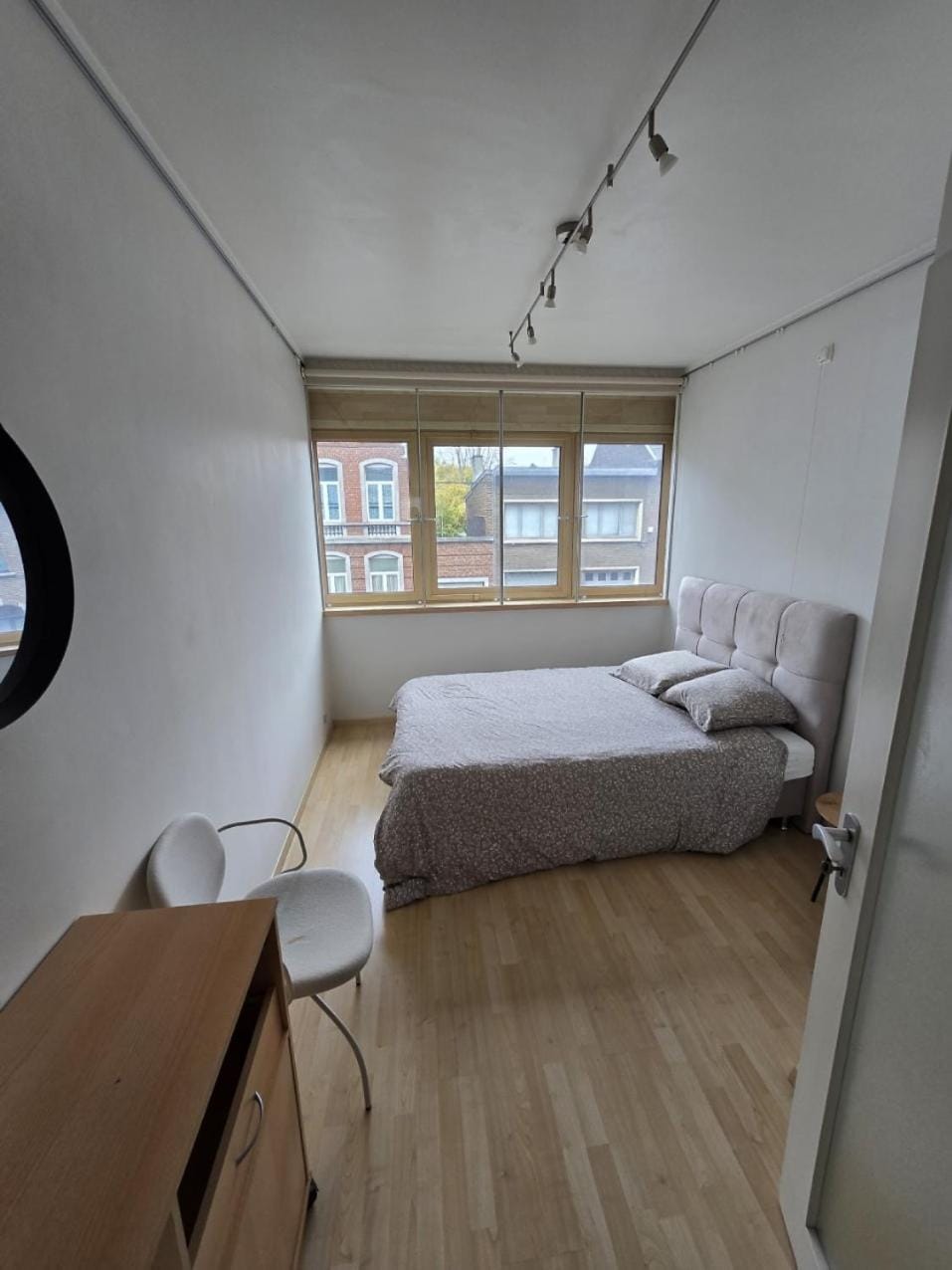 Quiet 3 bedroom accommodation Apartment in Belgium
