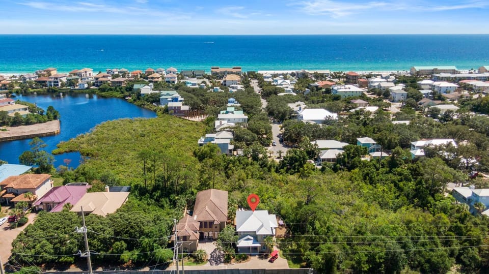 Destin Sun by Travel Life Vacations Campground/ 
RV Resort in Destin
