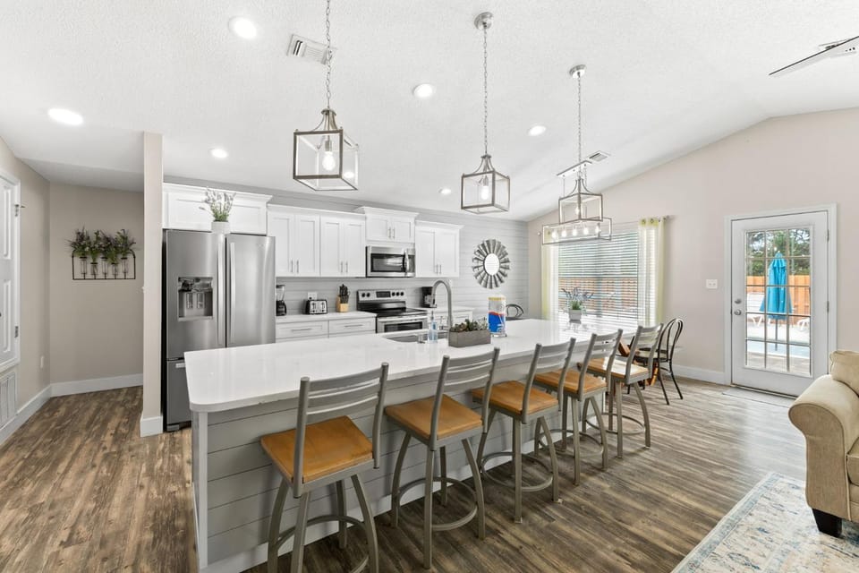 Emerald Cove by Travel Life Vacations House in Miramar Beach