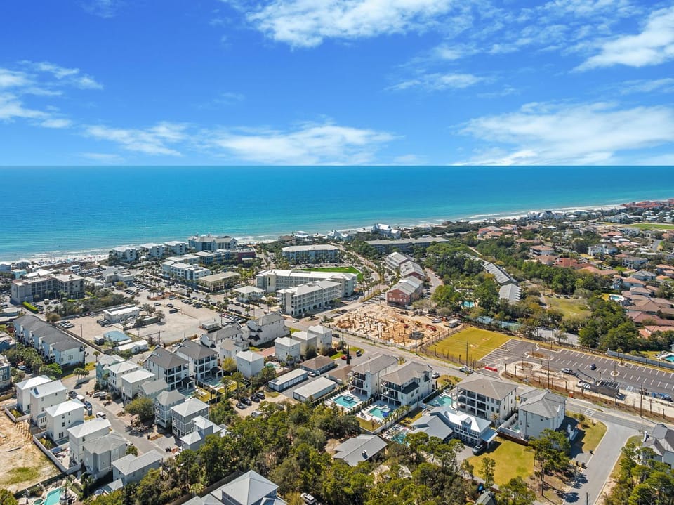 Emerald Palace by Travel Life Vacations House in South Walton County