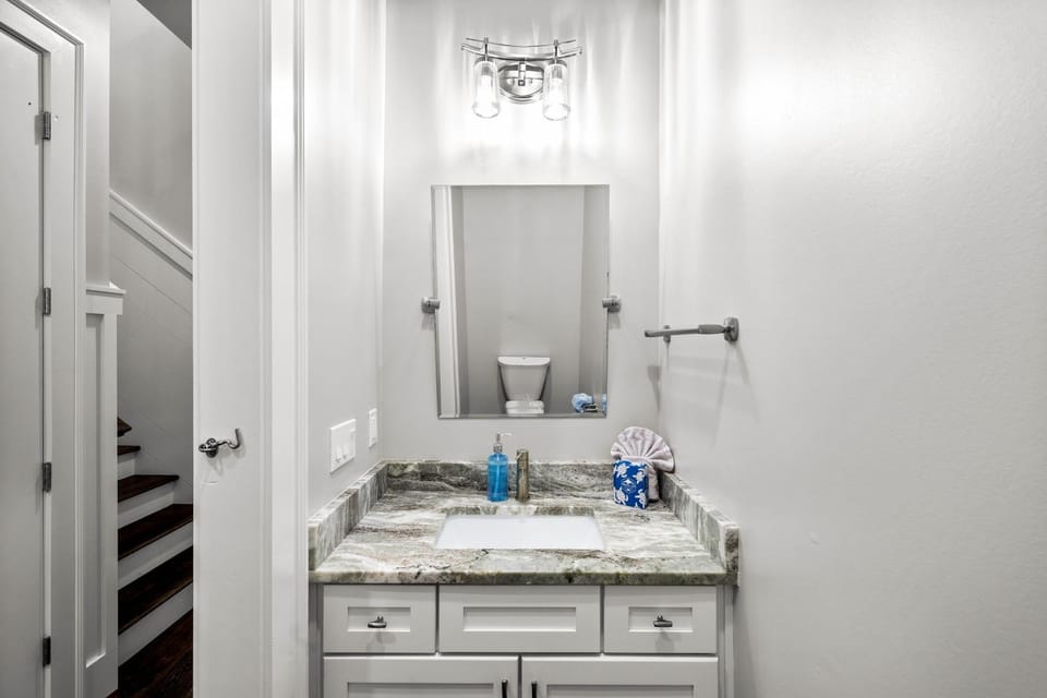 Grand Pearl by Travel Life Vacations House in Rosemary Beach