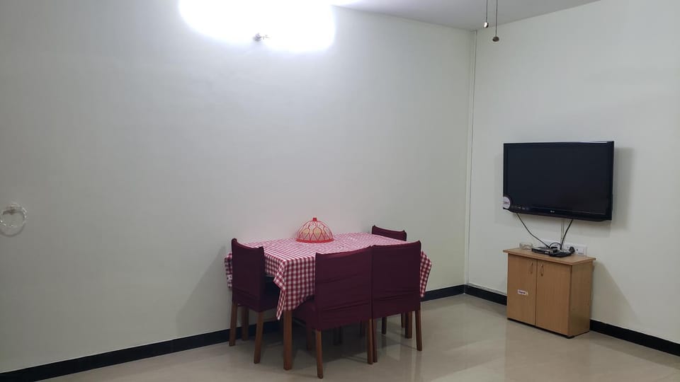 Cliff view Apartment in Ooty