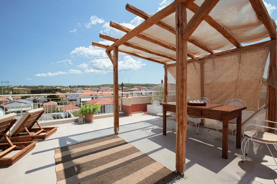 Patio, View (from property/room), Balcony/Terrace, Seating area, Dining area