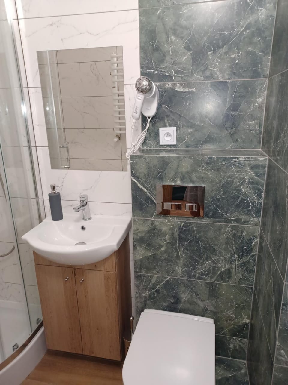 APARTAMENT CENTRUM Sobieskiego Apartment in Poland