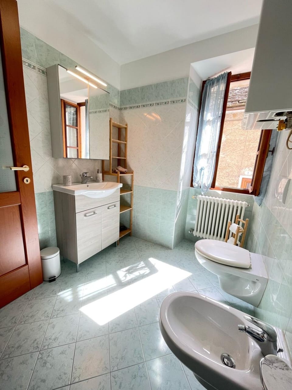 Toilet, Bathroom