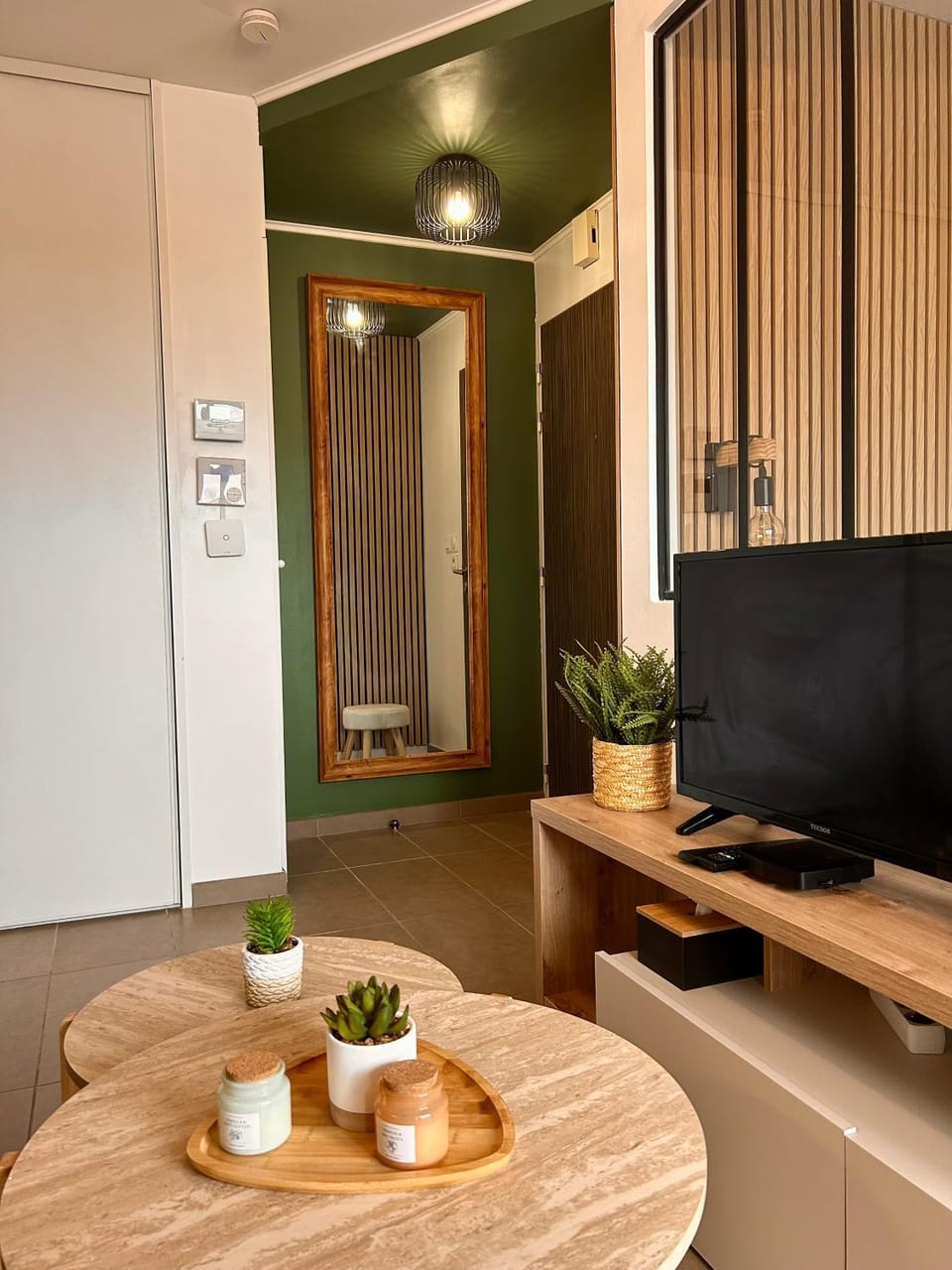 TV and multimedia, Living room