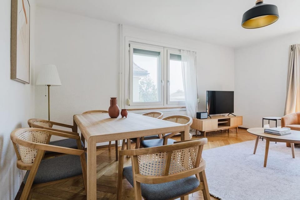 Blossom Suite · Wipkingen Apartment in Zurich City