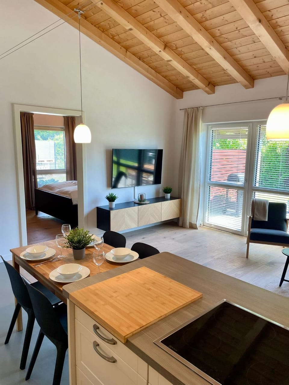 Living room, Photo of the whole room