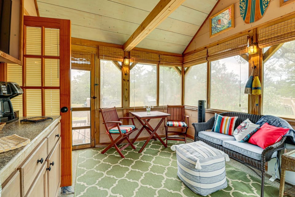 Hot Tub Haven: Creekside Cabin in Frisco! Cabin in Frisco